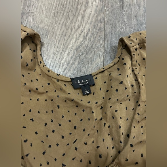 100% Silk Babaton Black Speckled Brown Short Sleeve Blouse - Picture 2 of 4